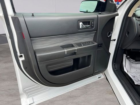 Used 2019 Ford Flex SEL w/ Equipment Group 202A AWD/4WD image 11