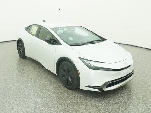 New 2026 Toyota Prius SE image 13