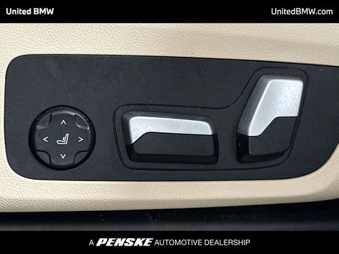 Used 2022 BMW X3 xDrive30i w/ Premium Package 2 image 4