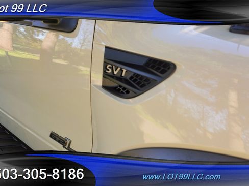 Used 2013 Ford F150 Raptor w/ Luxury Equipment Group image 38