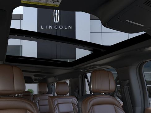 New 2026 Lincoln Navigator L Reserve AWD/4WD image 22