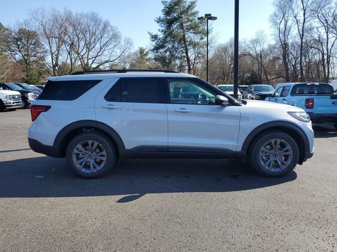 New 2026 Ford Explorer Active image 39