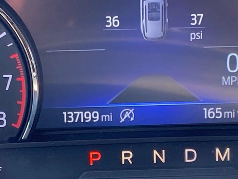 Used 2020 Ford Explorer XLT AWD/4WD image 7