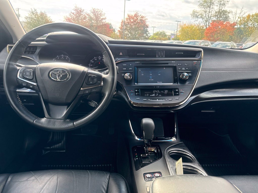 Used 2018 Toyota Avalon XLE Premium w/ Carpet Mat Package FWD image 21