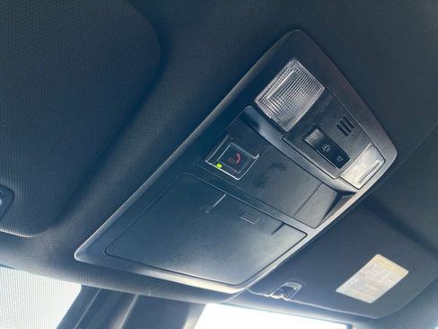 Used 2021 Toyota Tacoma TRD Sport w/ Technology Package image 28