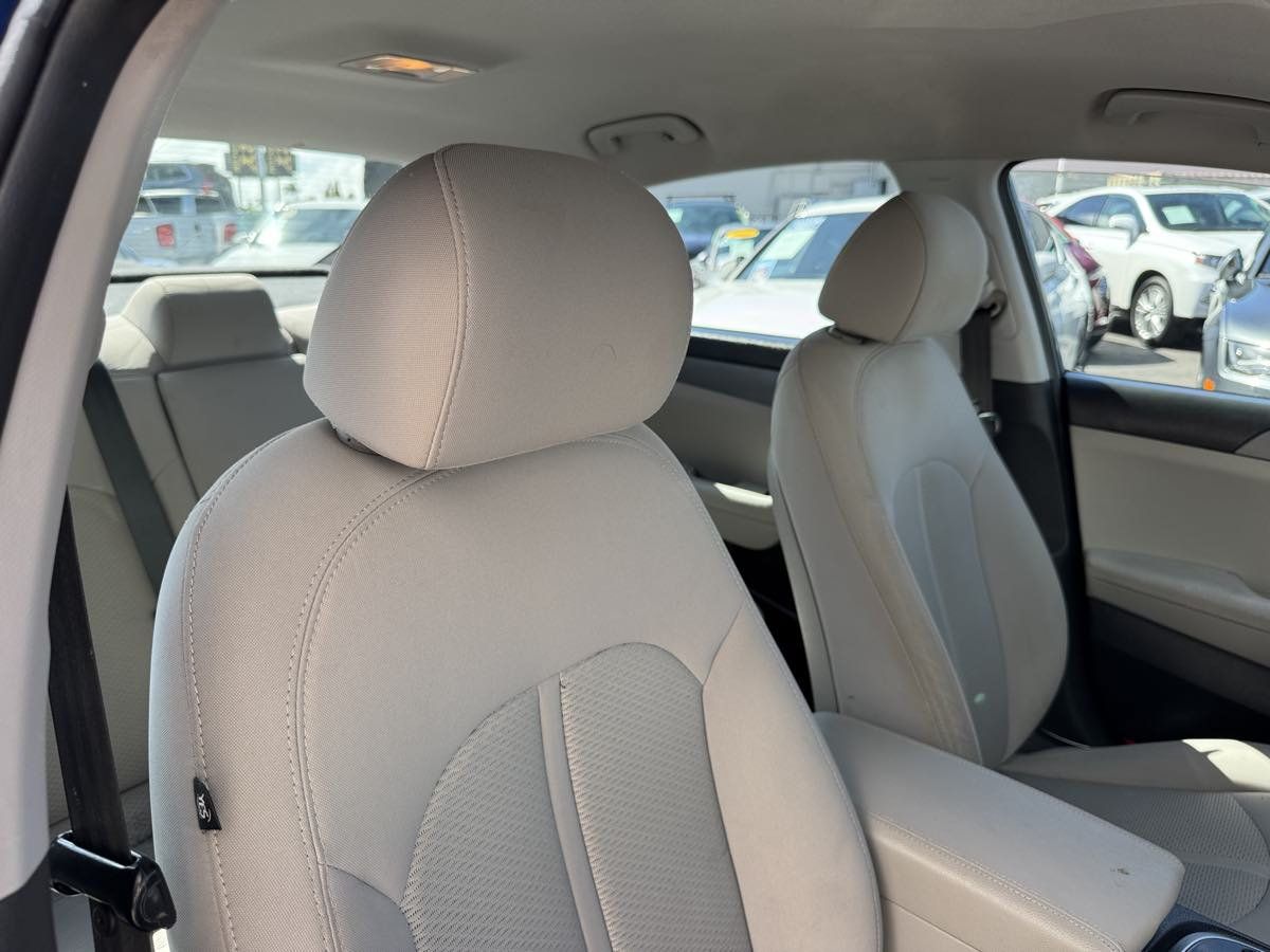 Used 2019 Hyundai Sonata SE FWD image 14