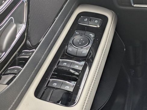 New 2026 Lincoln Aviator 2WD image 24