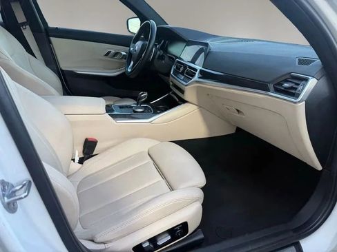 Used 2020 BMW 330i xDrive Sedan w/ Convenience Package AWD/4WD image 8