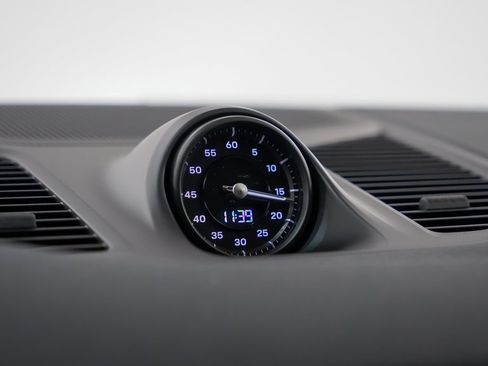 New 2026 Porsche Cayenne S image 29