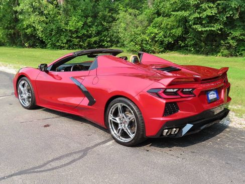 Used 2023 Chevrolet Corvette Stingray Preferred Conv w/ Z51 Performance Package RWD image 6