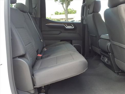 Used 2026 Chevrolet Silverado 1500 LT AWD/4WD image 13