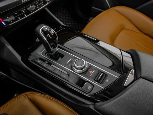 Used 2017 Maserati Levante S image 22