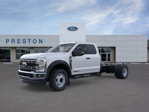 New 2026 Ford F550 4x4 Supercab Super Duty image 2