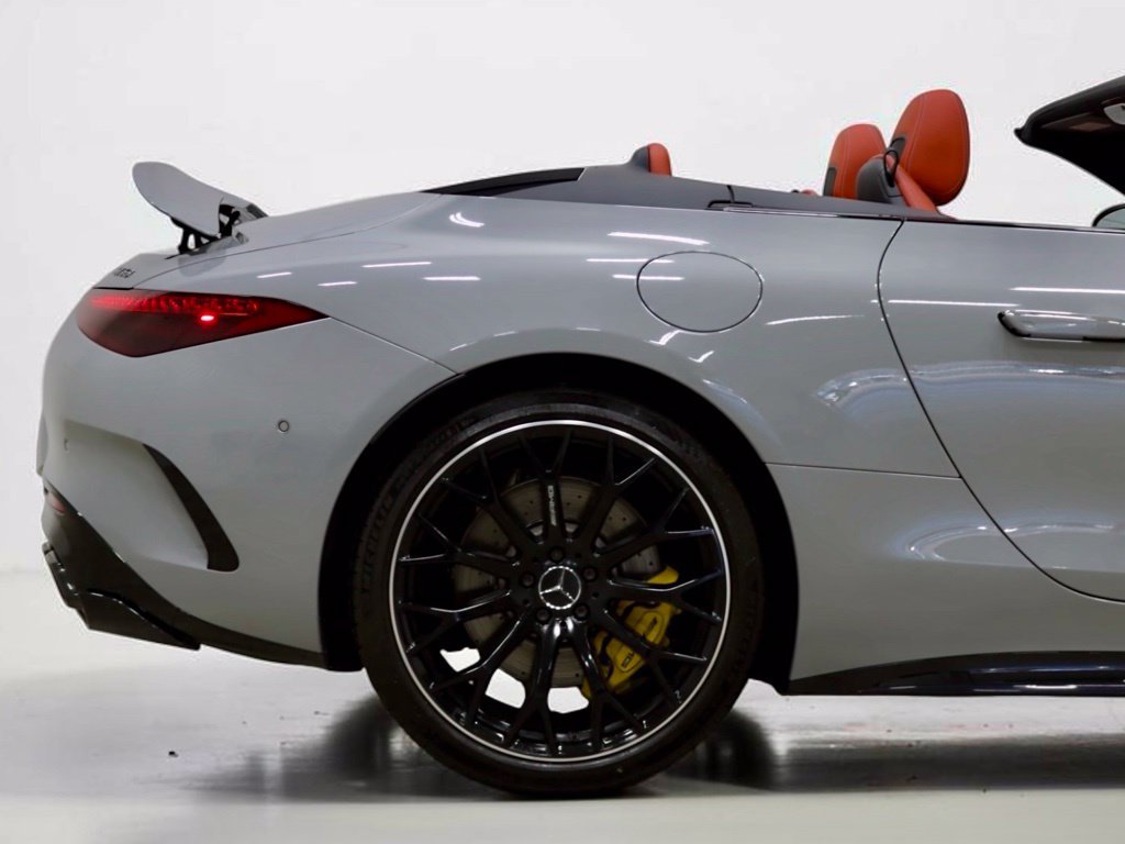 Used 2022 Mercedes-Benz SL 63 AMG 4MATIC image 10