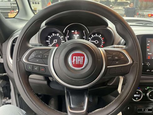 Used 2018 FIAT 500L Pop w/ Popular Equipment Group image 17