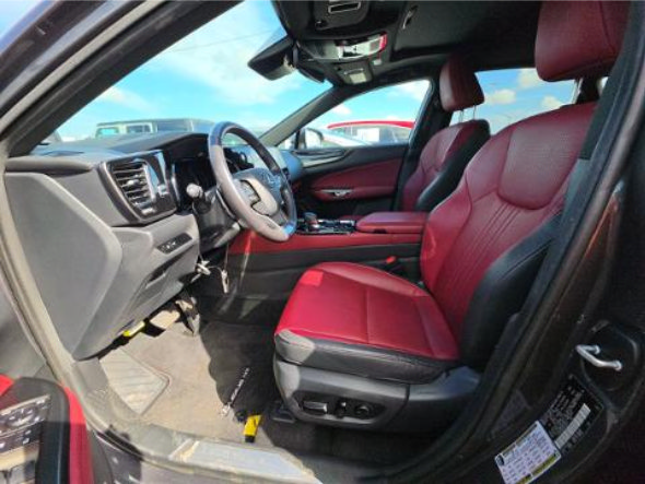 Used 2025 Lexus NX 250 FWD w/ Cold Area Package image 4