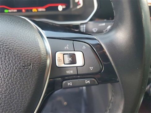 Used 2019 Volkswagen Jetta SEL Premium image 20