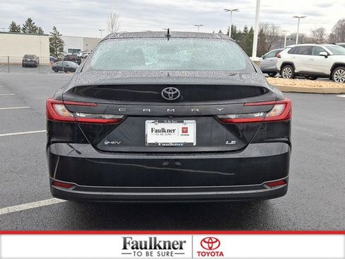 Certified 2025 Toyota Camry LE image 5