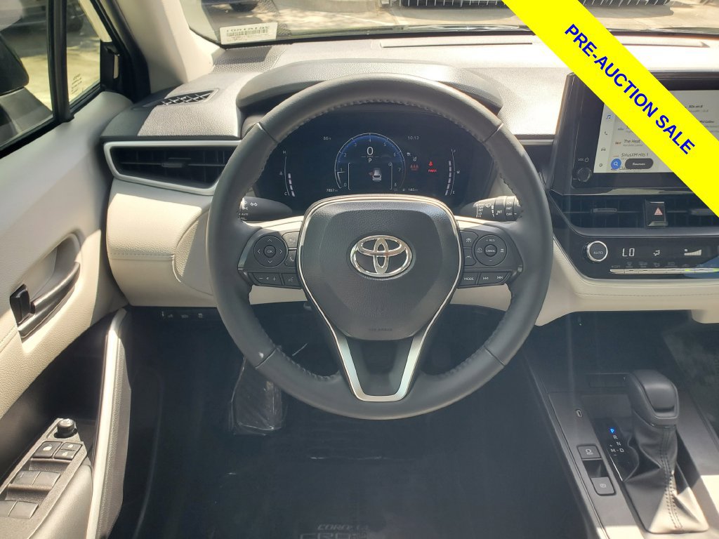 Used 2026 Toyota Corolla Cross LE FWD image 21