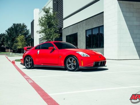 Used 2008 Nissan 350Z NISMO RWD image 57