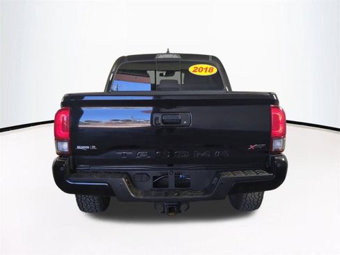 Used 2018 Toyota Tacoma SR5 image 6