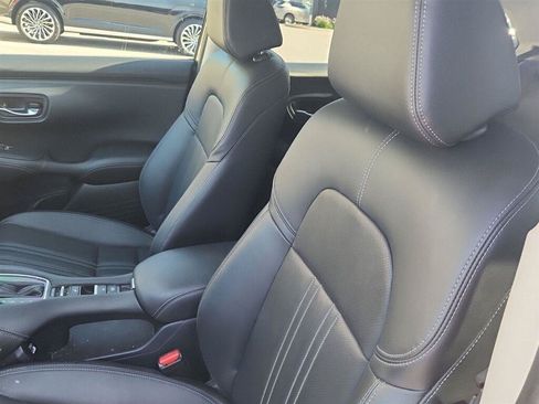 Used 2023 Honda HR-V EX-L image 10
