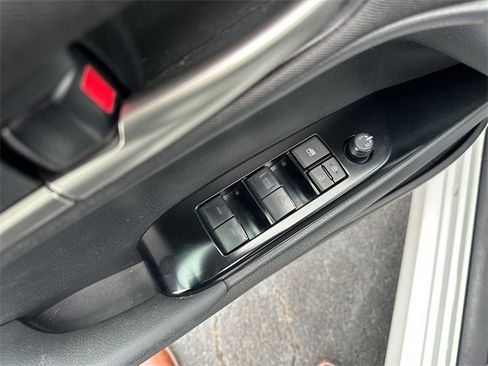 Used 2025 Toyota Camry LE image 19