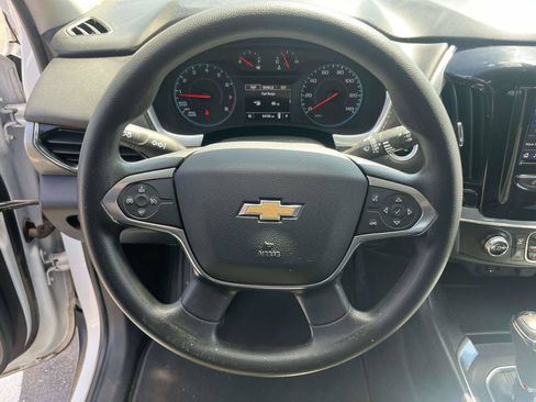 Used 2020 Chevrolet Traverse LS FWD image 19