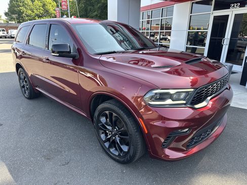 Used 2022 Dodge Durango GT RWD image 2