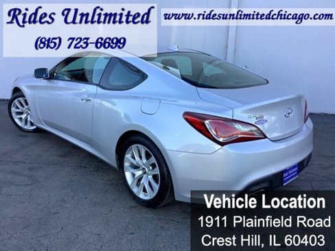 Used 2014 Hyundai Genesis 2.0T image 4