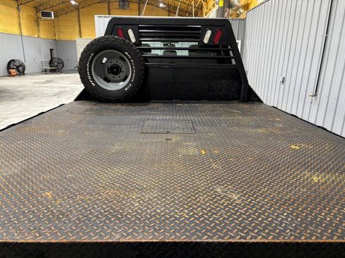 Used 2019 Ford F350 XL w/ Power Equipment Group image 22