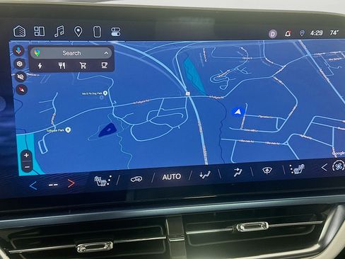 Used 2025 Chevrolet Equinox EV LT image 22