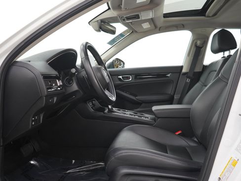 Used 2023 Honda Civic Touring image 22