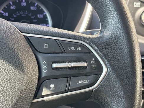 Used 2020 Hyundai Santa Fe SE w/ Cargo Package image 18