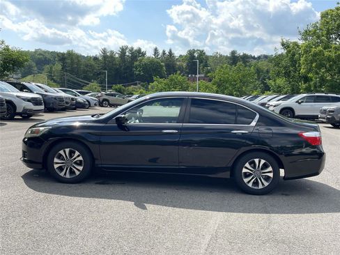 Used 2015 Honda Accord LX image 2