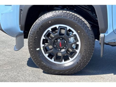 New 2026 Toyota Tacoma TRD Off-Road AWD/4WD image 31