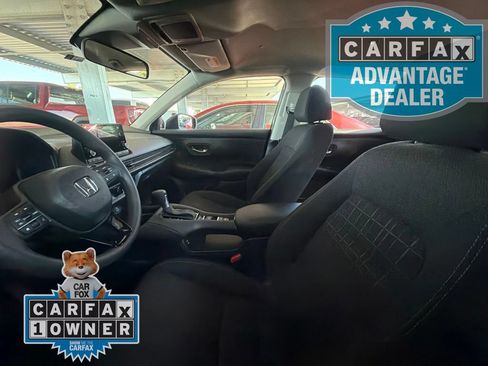 Used 2025 Honda HR-V LX image 8