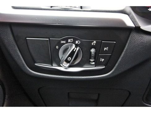 Used 2024 BMW X3 sDrive30i w/ Premium Package w/ZPA RWD image 21