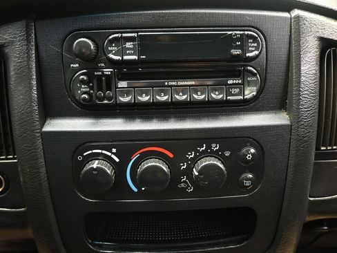 Used 2004 Dodge Ram 1500 Truck SLT w/ Quad Cab Value Group RWD image 18