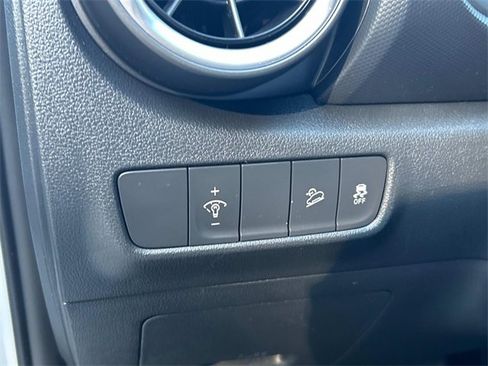 Used 2022 Hyundai Kona SEL w/ Cargo Package image 20