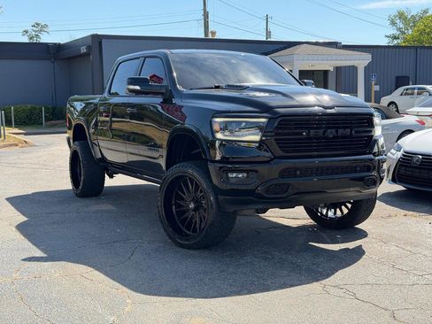 Used 2019 RAM 1500 Laramie RWD image 12