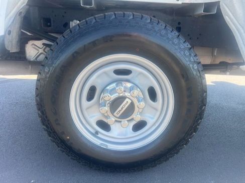 Used 2024 Ford F250 XL w/ 360-Degree Camera Package AWD/4WD image 9
