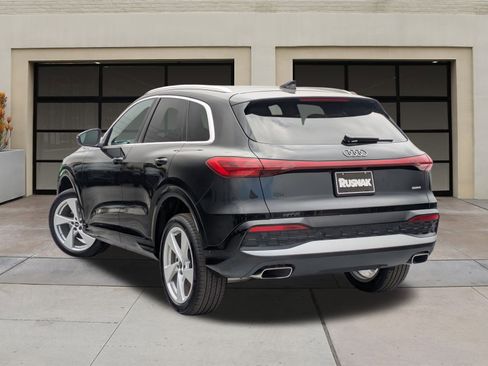 New 2025 Audi Q5 Premium Plus image 3