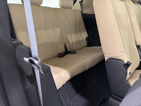 Certified 2025 Acura MDX w/ Technology Package image 27