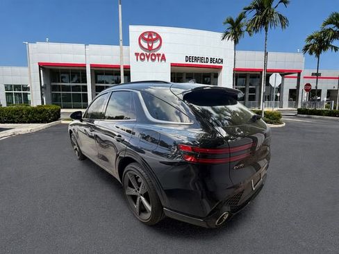 Used 2023 Genesis GV70 2.5T w/ Sport Prestige Package AWD/4WD image 4