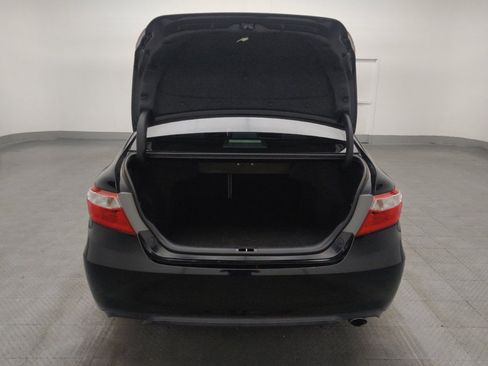 Used 2015 Toyota Camry SE image 29