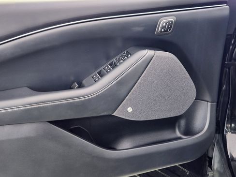 Used 2021 Ford Mustang Mach-E Premium image 16