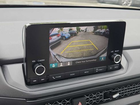 Certified 2023 Honda Accord EX image 17