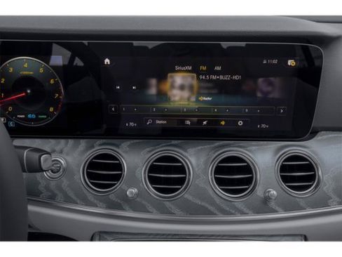 Used 2022 Mercedes-Benz E 450 4MATIC Sedan image 13