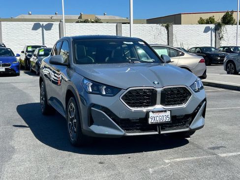 Used 2026 BMW X2 xDrive28i w/ Technology Package AWD/4WD image 7